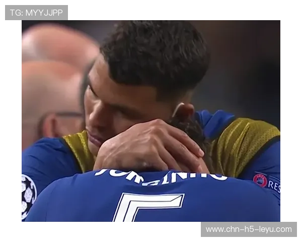 英超冬窗三豪门锁定同一中场,拍卖式争夺来临 英超冬窗三豪门锁定同一中场,拍卖式争夺来临